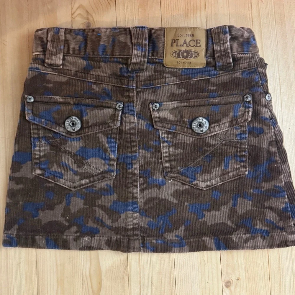 Children’s Place.  Camouflage Corduroy Skirt. Size 5. Great Condition